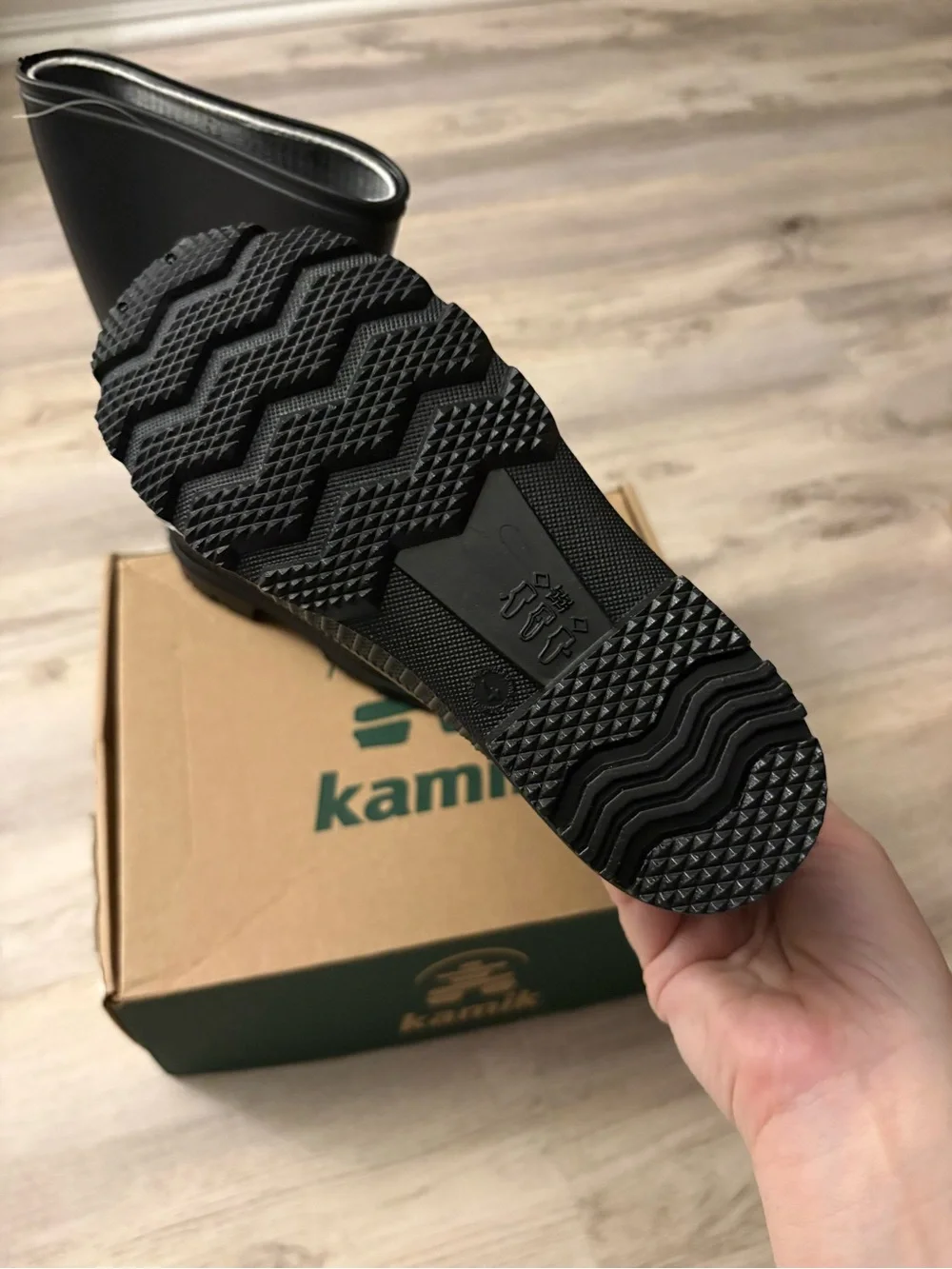 Black Kamik Stomp Rainboots Unisex 4 NIB